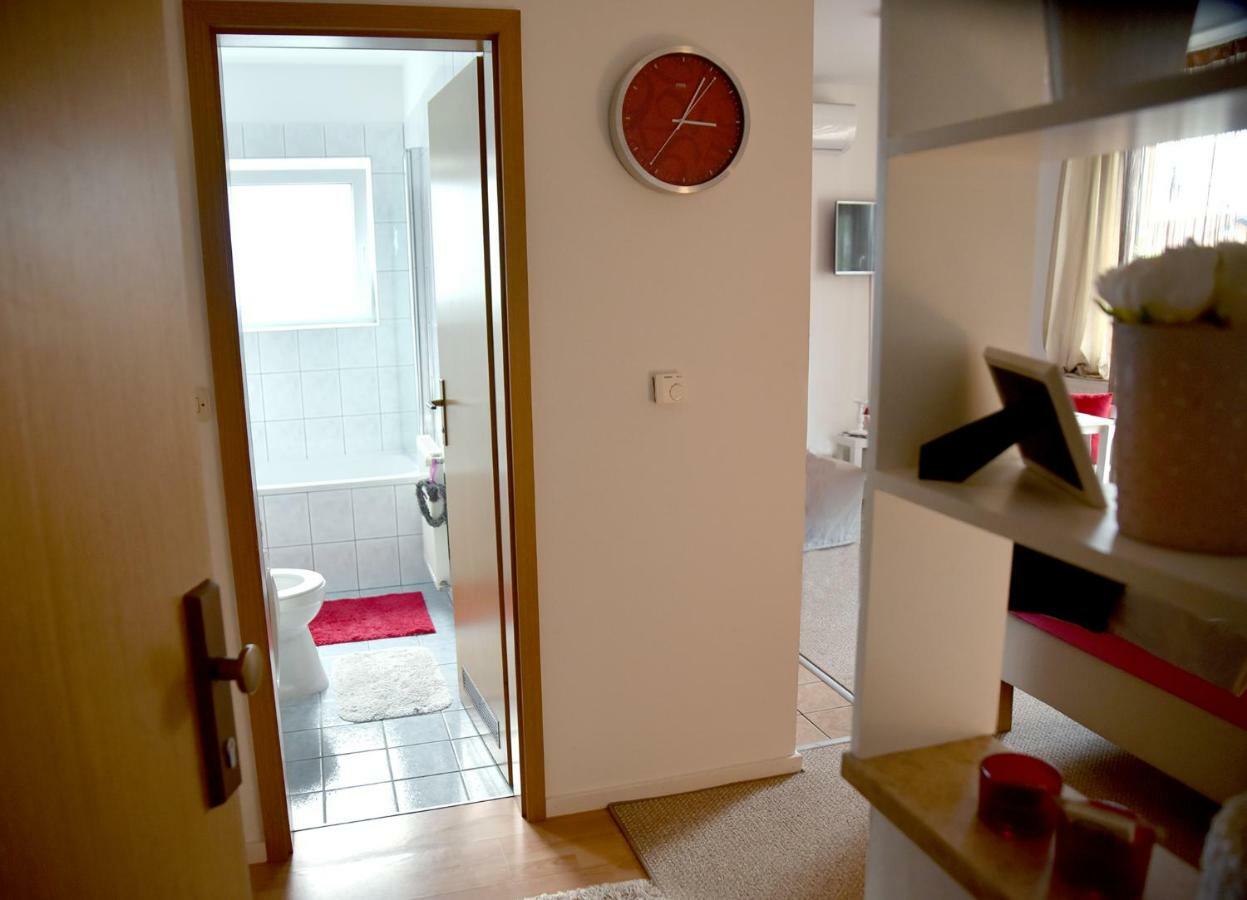 Studio Apartman D Leilighet Sesvete Eksteriør bilde